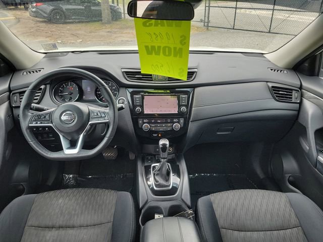 Used 2019 Nissan Rogue SV w/ Premium Package AWD/4WD image 26