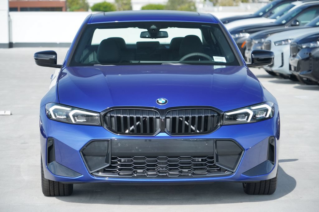 New 2026 BMW 330i Sedan w/ M Sport Package RWD image 2
