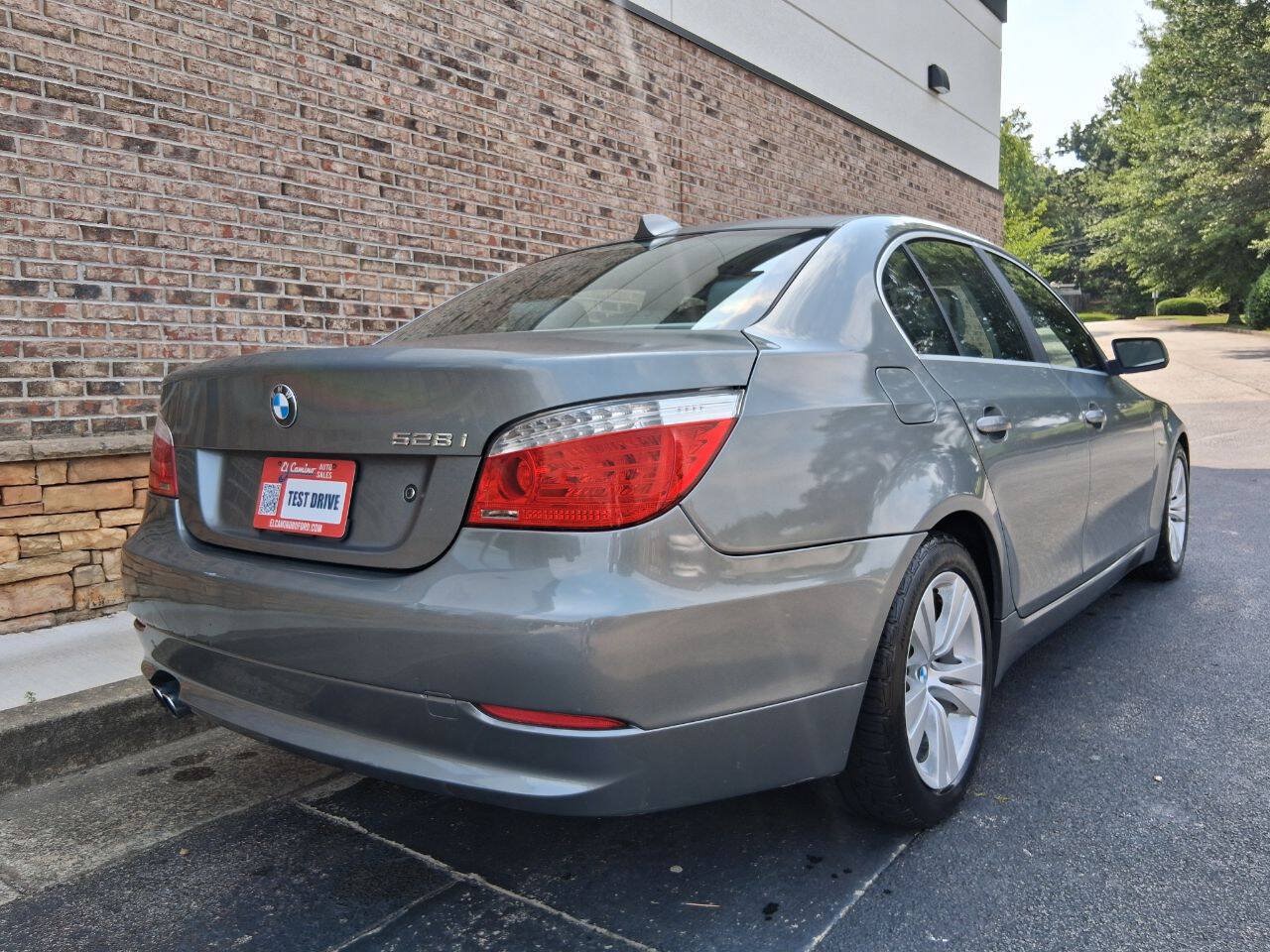 Used 2010 BMW 528i Sedan RWD image 5