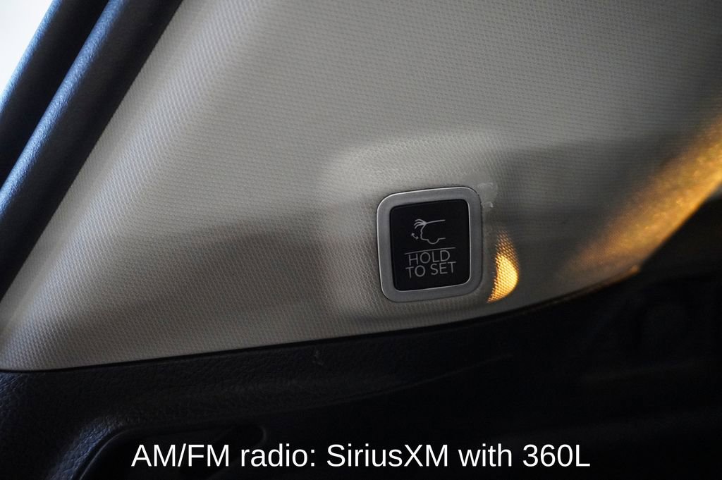 Used 2023 Jeep Grand Cherokee Limited w/ Luxury Tech Group II image 7