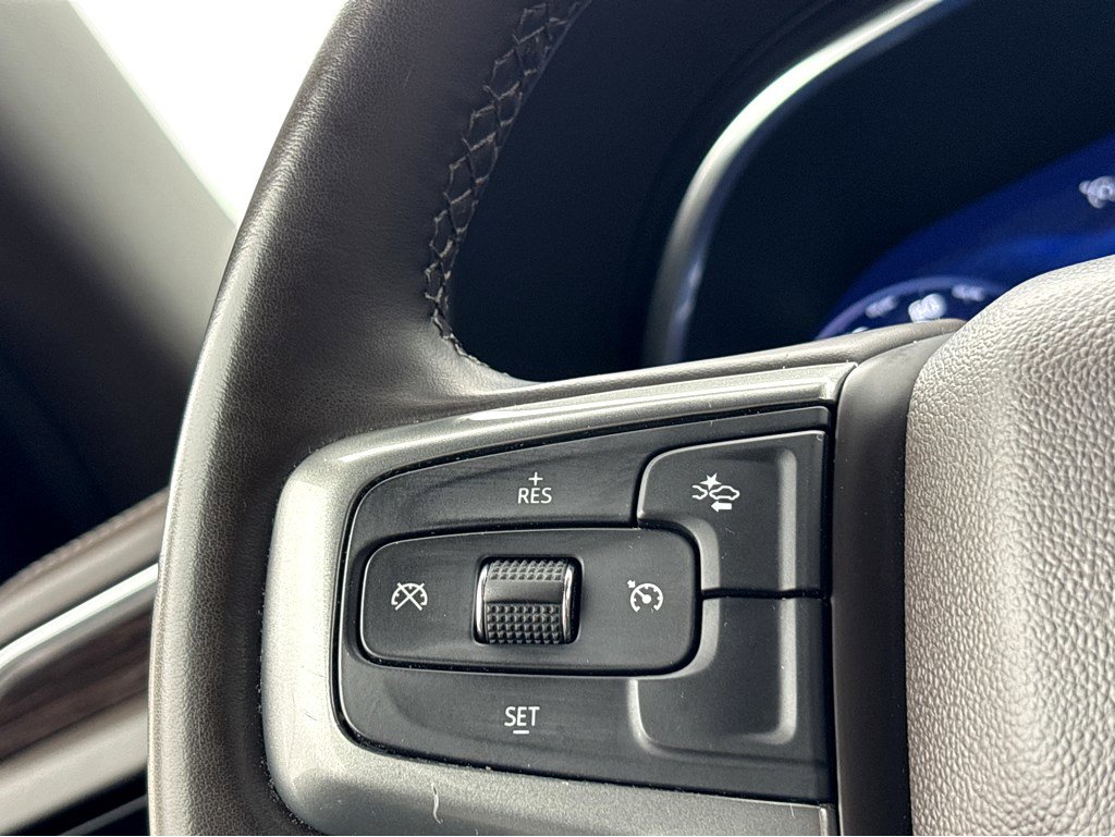 Used 2024 Chevrolet Suburban LT image 17