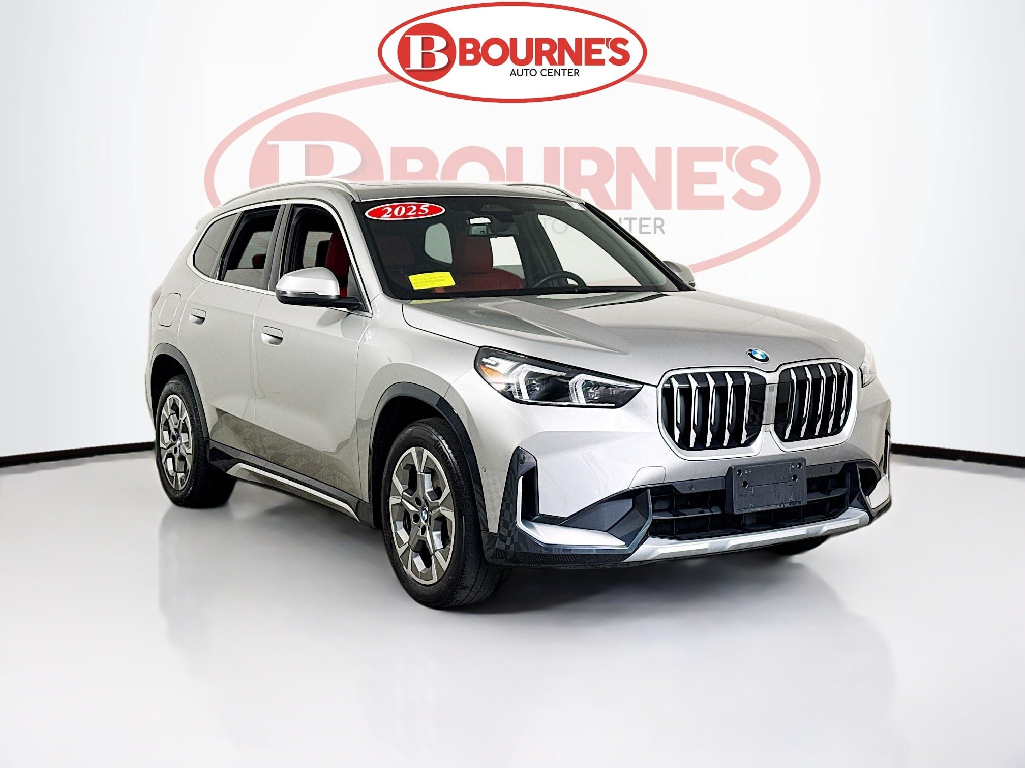 Used 2025 BMW X1 xDrive28i AWD/4WD image 1