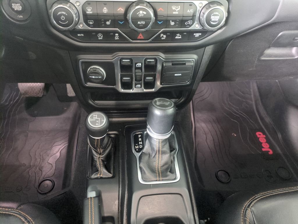 Used 2021 Jeep Wrangler Unlimited Sahara image 26