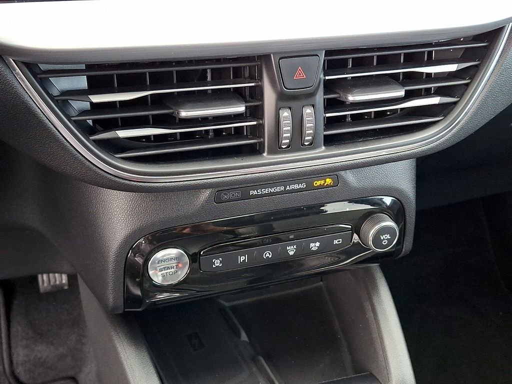 Used 2024 Ford Escape Platinum image 13