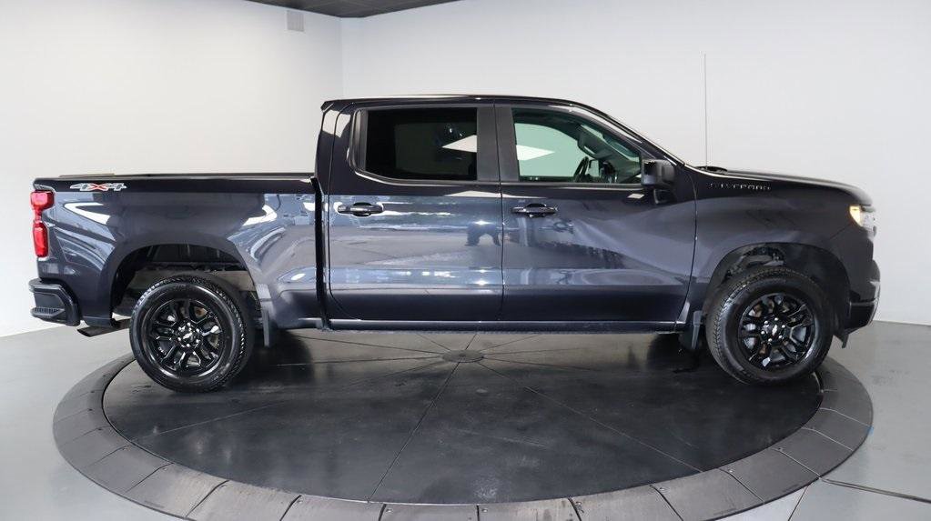 Used 2024 Chevrolet Silverado 1500 RST w/ Convenience Package II image 6