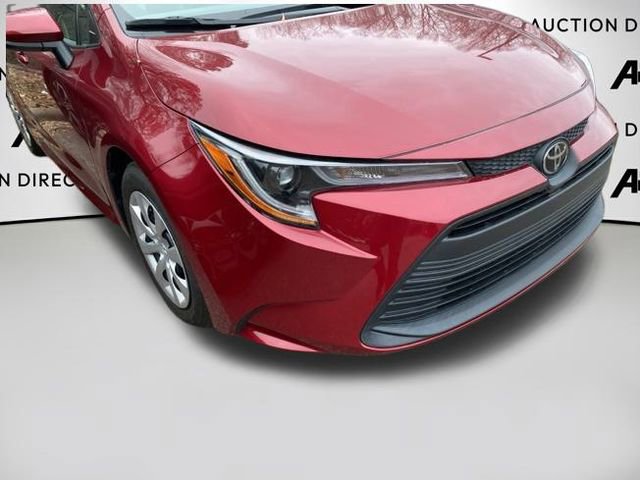 Used 2023 Toyota Corolla LE image 32