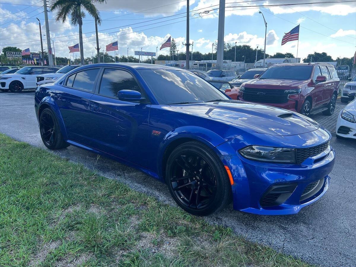 Used 2022 Dodge Charger Scat Pack RWD image 4