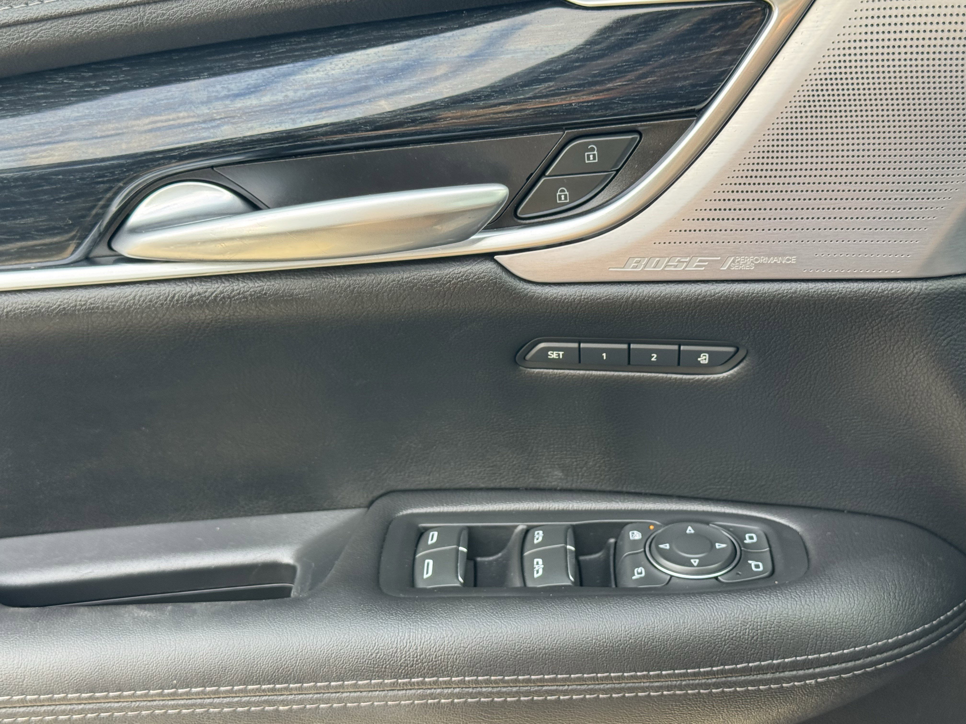 Used 2024 Cadillac XT5 Premium Luxury FWD image 26