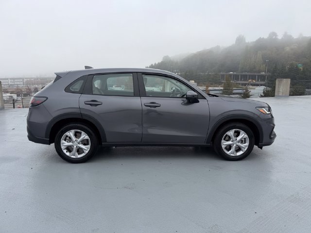 Certified 2024 Honda HR-V LX image 3