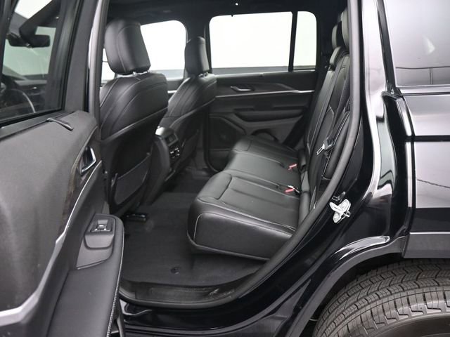 New 2025 Jeep Grand Cherokee Limited w/ Luxury Tech Group II image 42