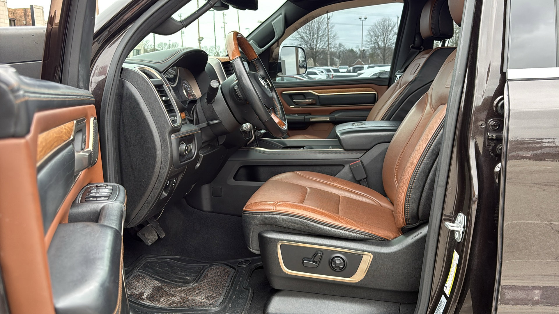 Used 2019 RAM 1500 Limited image 8