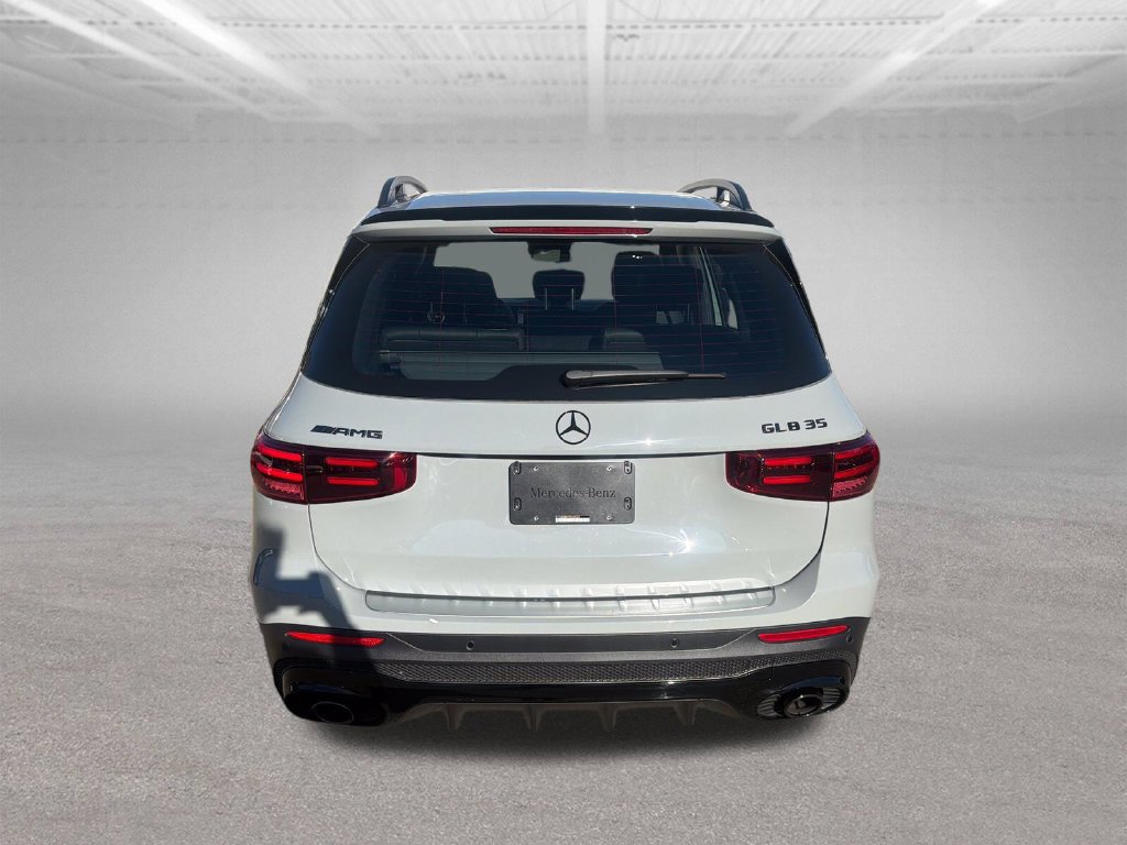 Used 2026 Mercedes-Benz GLB 35 AMG 4MATIC image 4