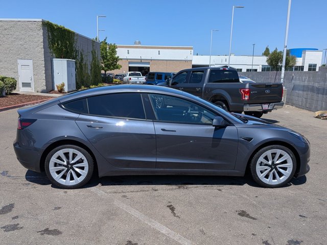 Used 2022 Tesla Model 3 Long Range AWD/4WD image 4