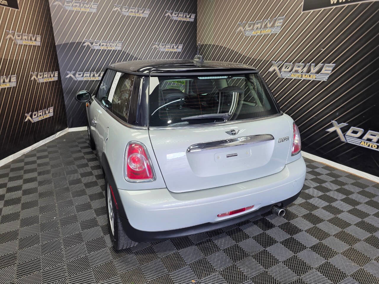 Used 2013 MINI Cooper Hardtop image 10