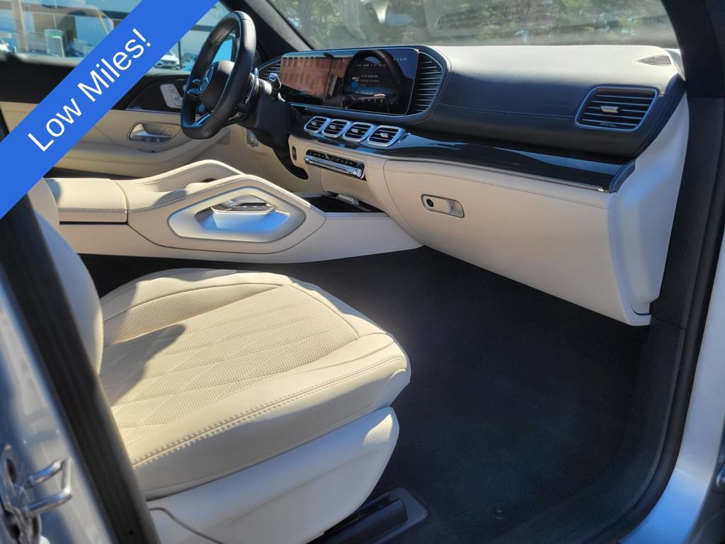 Used 2026 Mercedes-Benz GLS 63 AMG 4MATIC image 9
