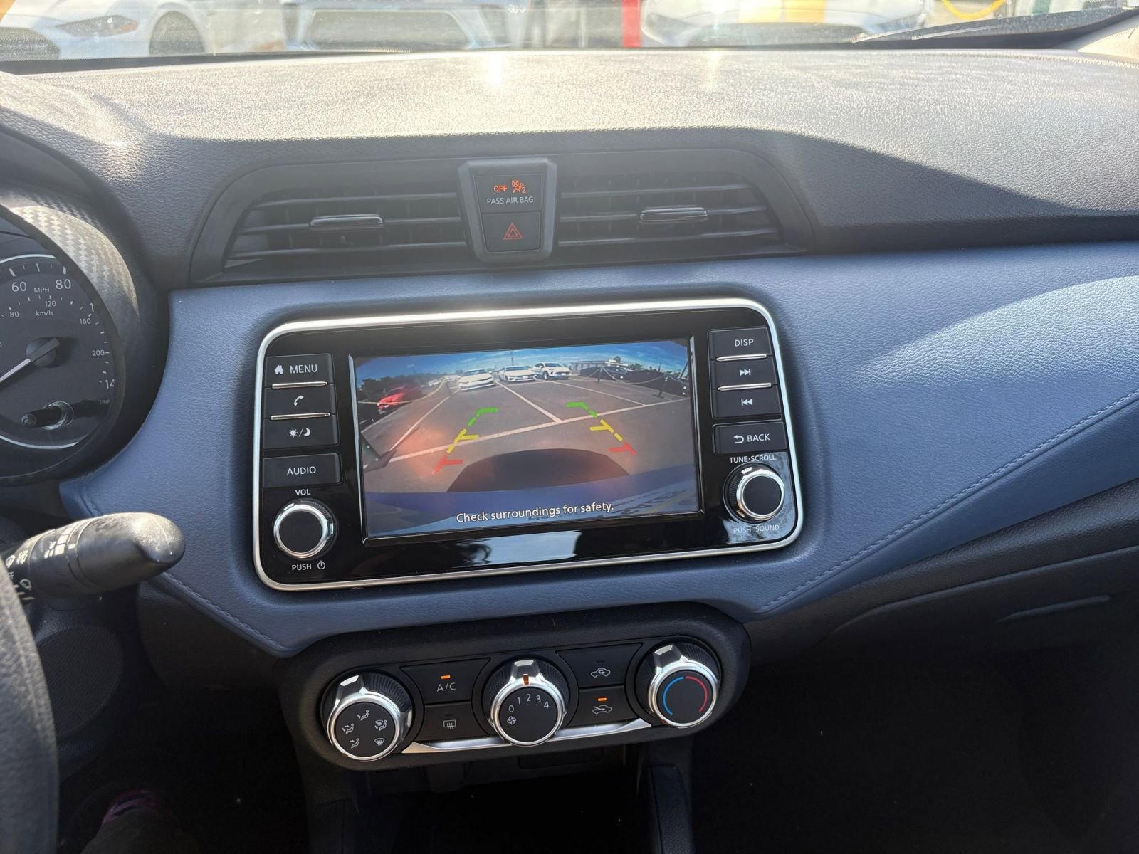 Used 2025 Nissan Versa SV image 22