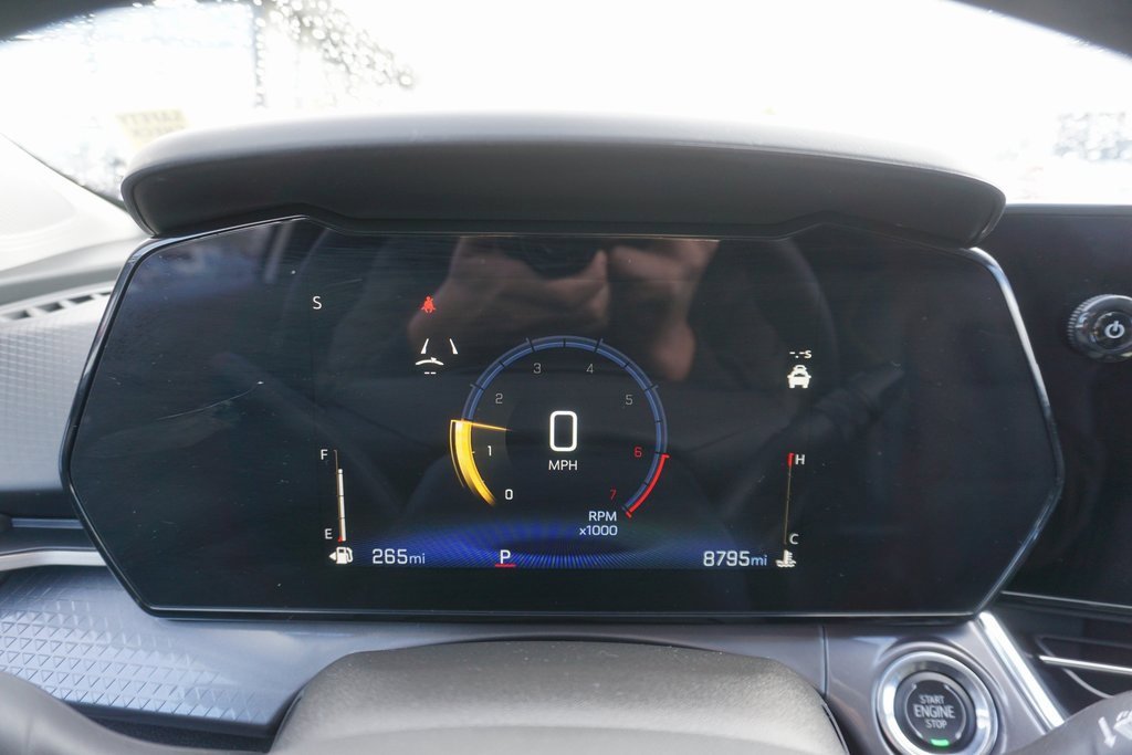 Used 2025 Chevrolet Trax ACTIV w/ Sunroof Package image 5