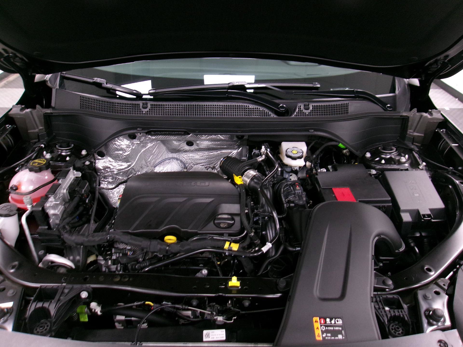 New 2026 Chevrolet Trax LT w/ Driver Confidence Package FWD image 17