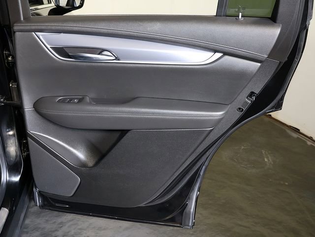 Used 2024 Cadillac XT6 Luxury AWD/4WD image 32