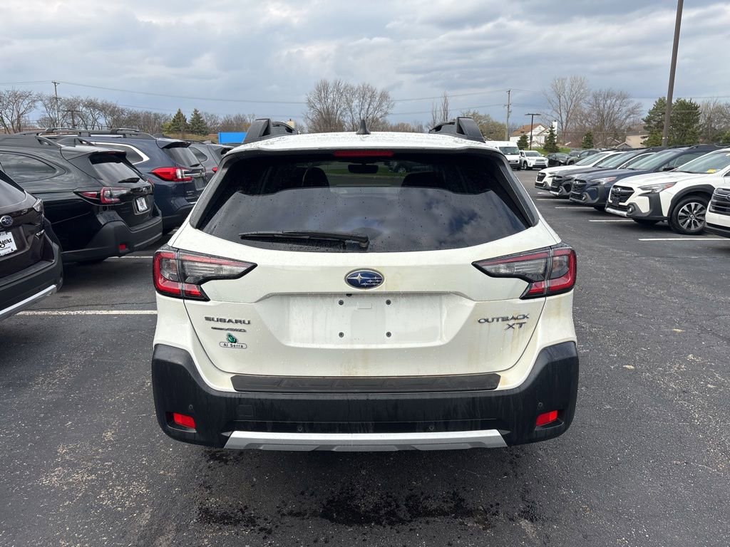 Certified 2023 Subaru Outback Limited XT AWD/4WD image 3