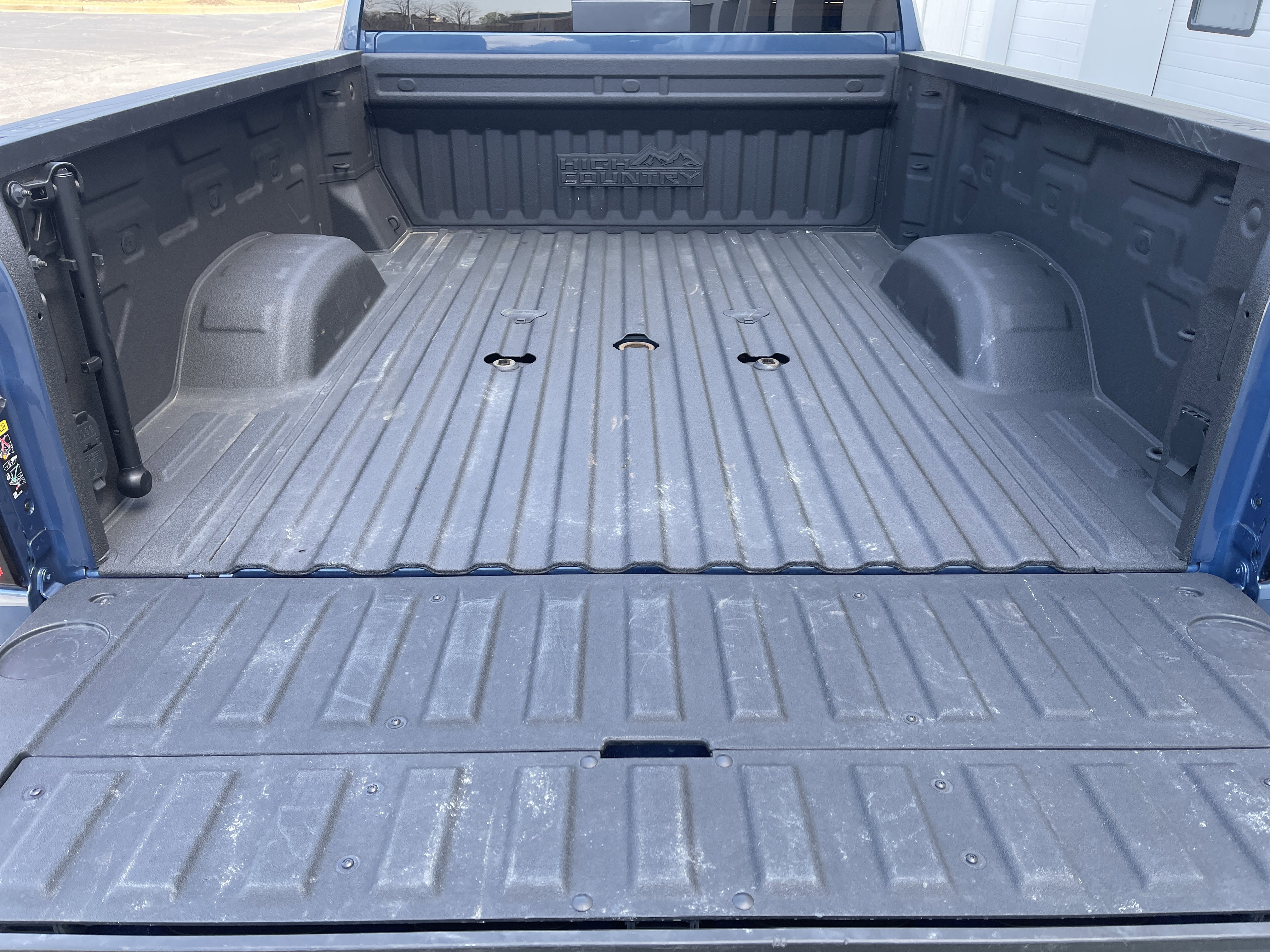 Used 2024 Chevrolet Silverado 2500 High Country w/ High Country Premium Package AWD/4WD image 30