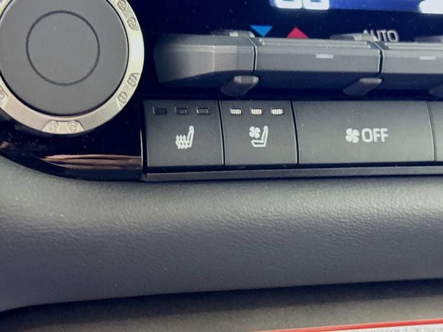 New 2026 Toyota Tundra Platinum AWD/4WD image 19