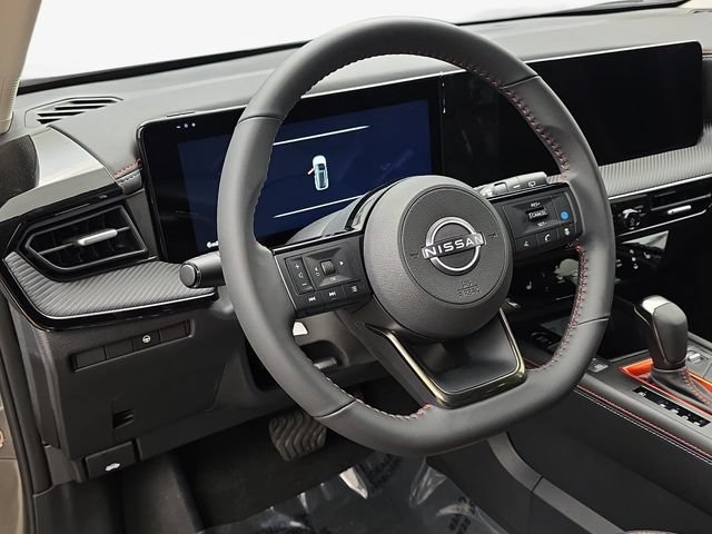 New 2026 Nissan Kicks SR w/ Cold Weather Package AWD/4WD image 13