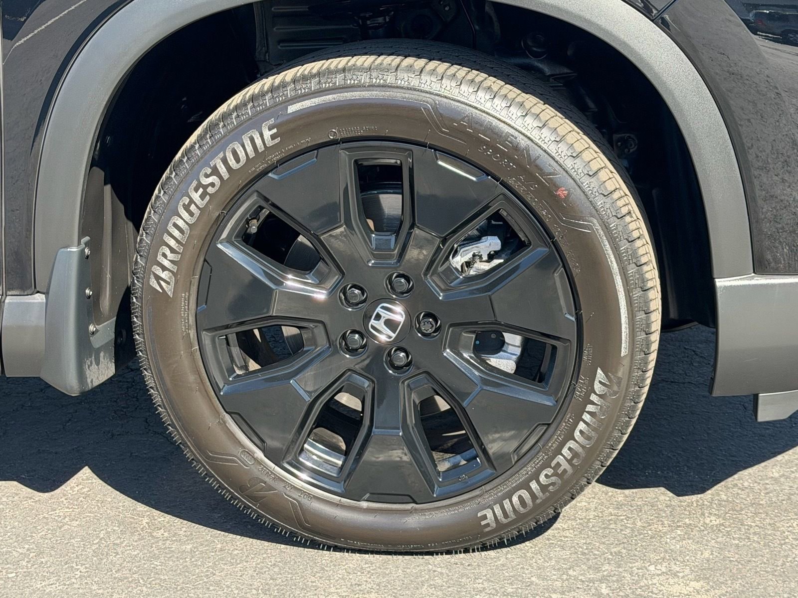 New 2026 Honda Pilot Black Edition image 15