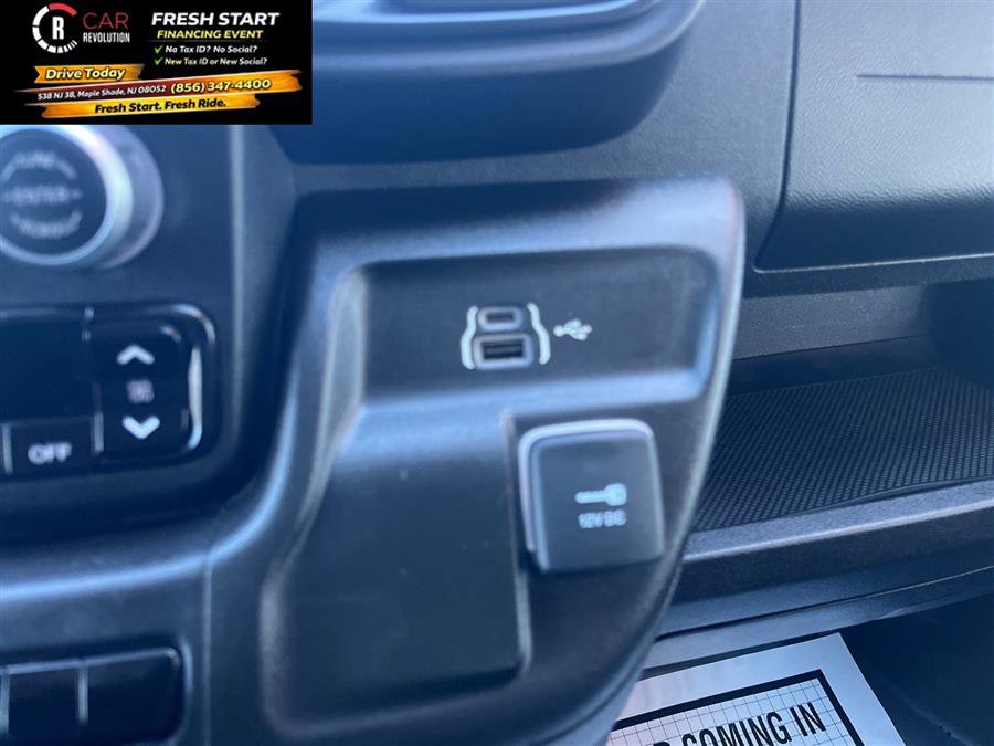 Used 2023 RAM ProMaster 3500 w/ Driver Convenience Group image 19