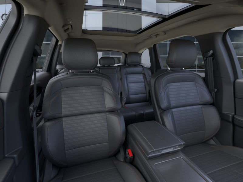 New 2026 Lincoln Nautilus Reserve image 10