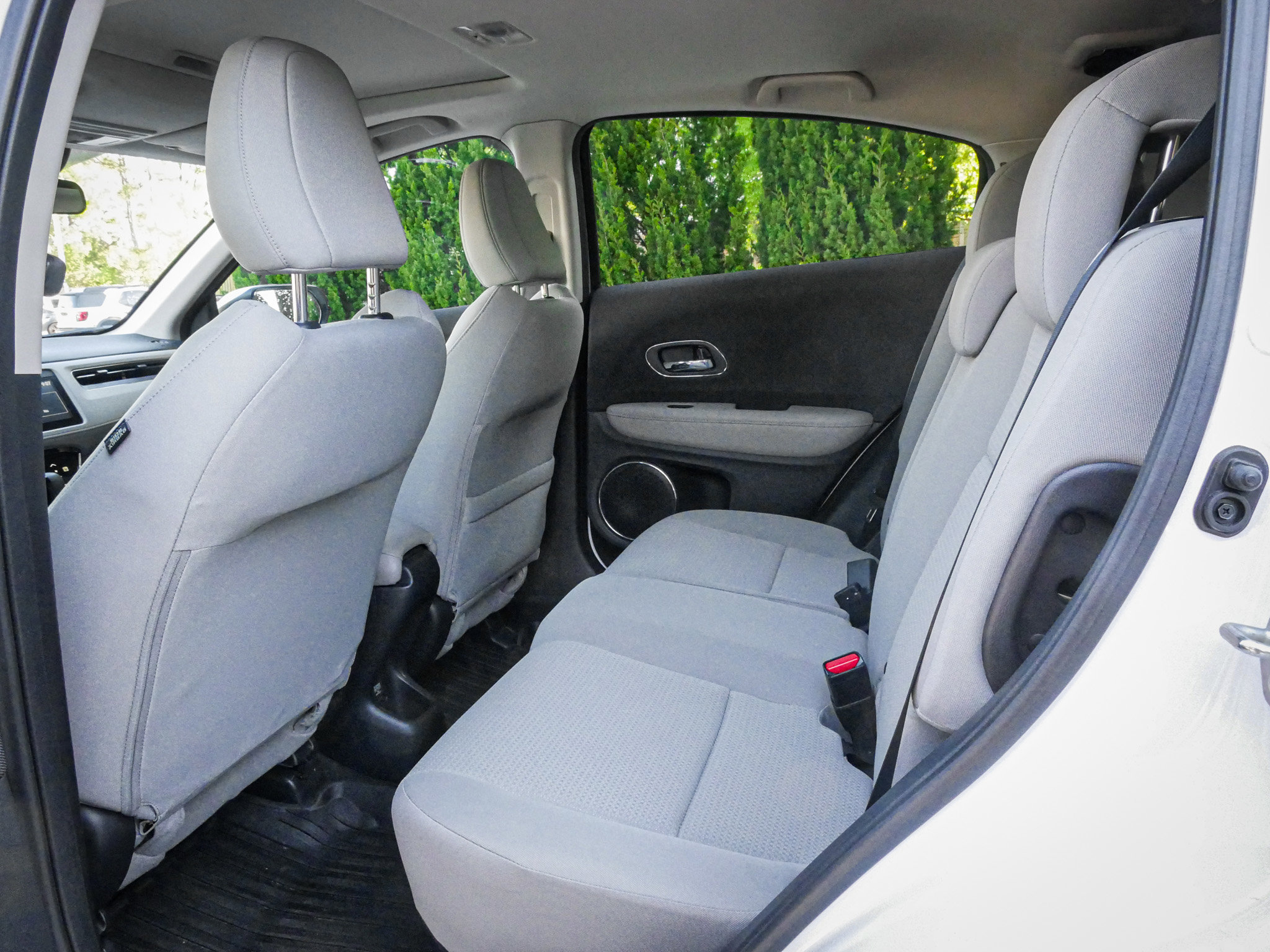 Used 2022 Honda HR-V EX image 8