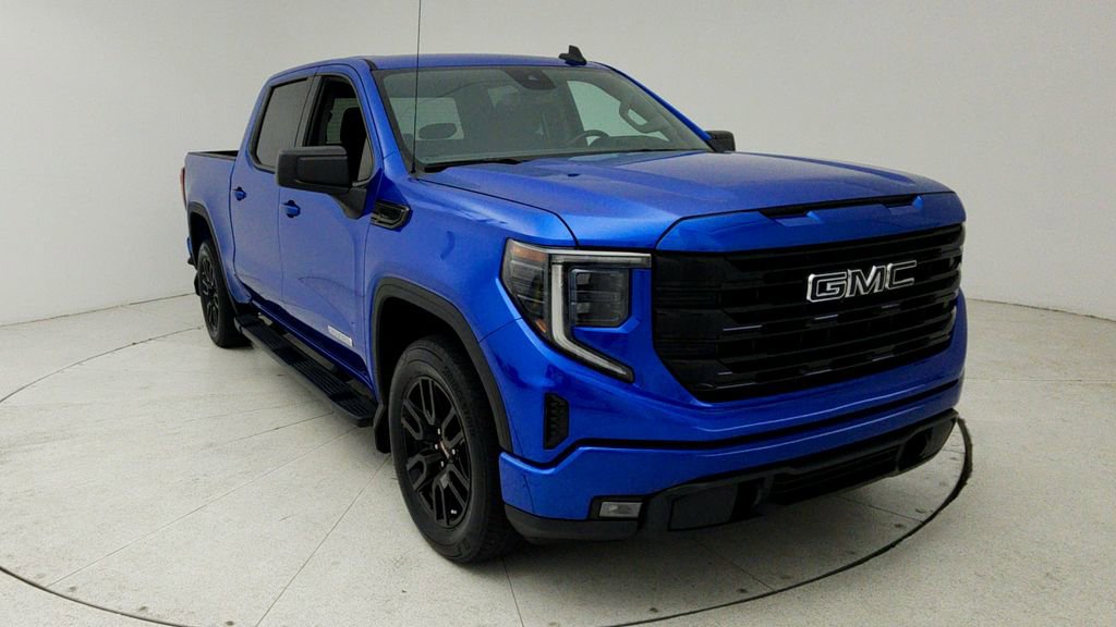 Used 2023 GMC Sierra 1500 Elevation w/ LPO, Elevation Black Package RWD image 2