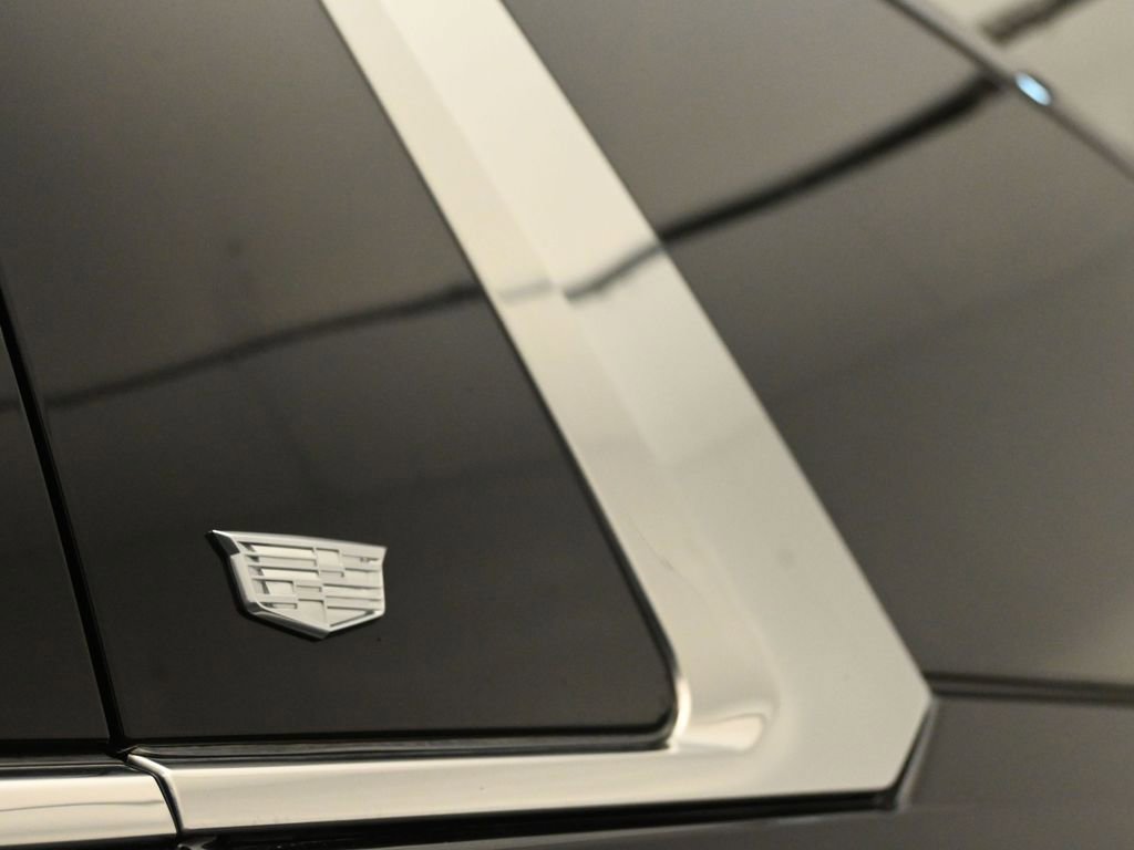 Used 2022 Cadillac Escalade ESV Premium Luxury image 11