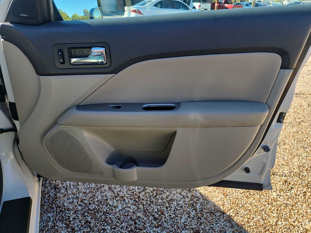 Used 2012 Ford Fusion SEL image 38