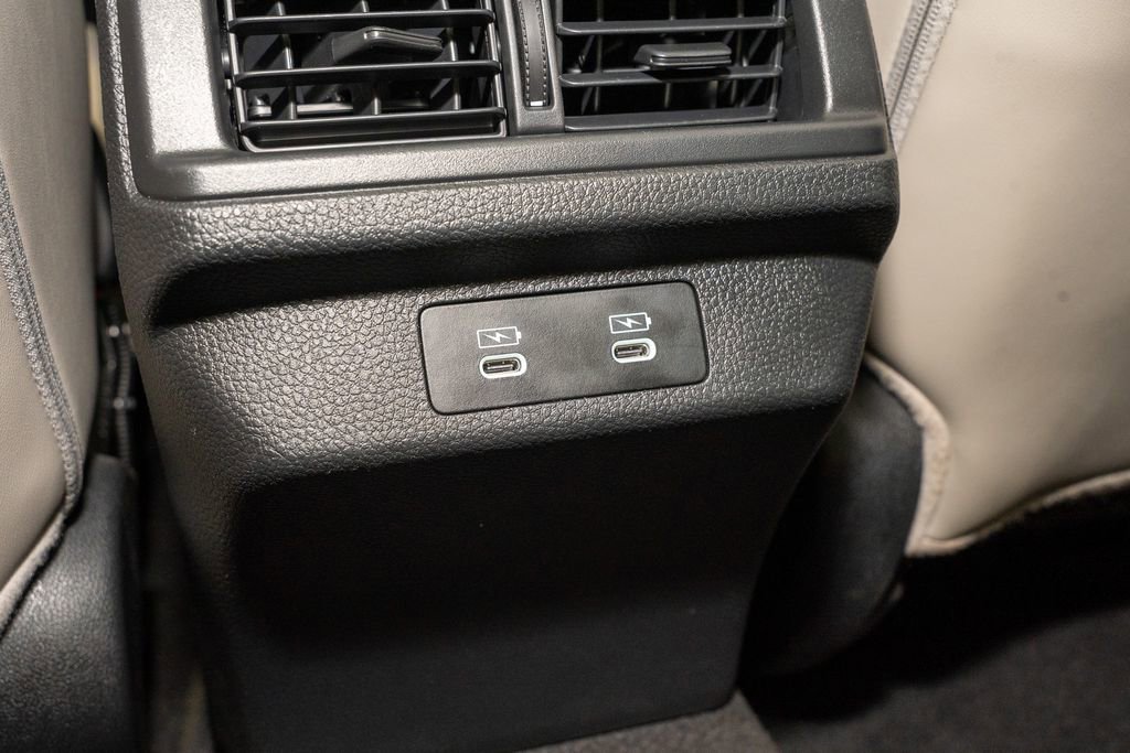 Used 2025 Honda Accord Touring image 7