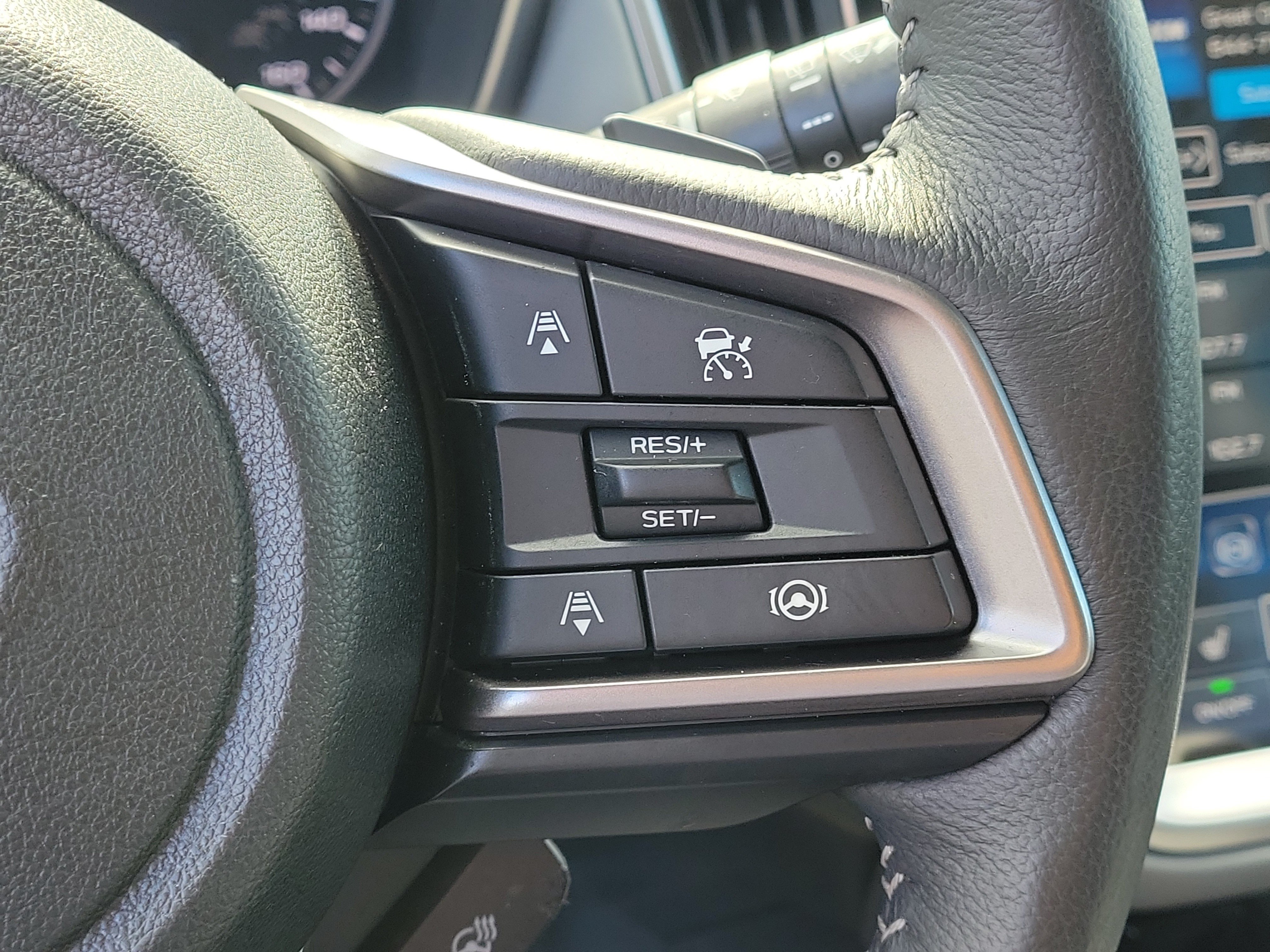 Used 2024 Subaru Outback Limited AWD/4WD image 31