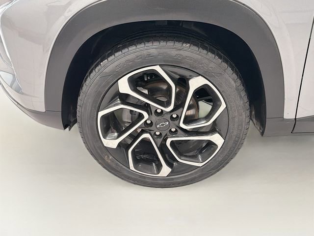 Used 2025 Chevrolet Trax RS w/ Sunroof Package image 26