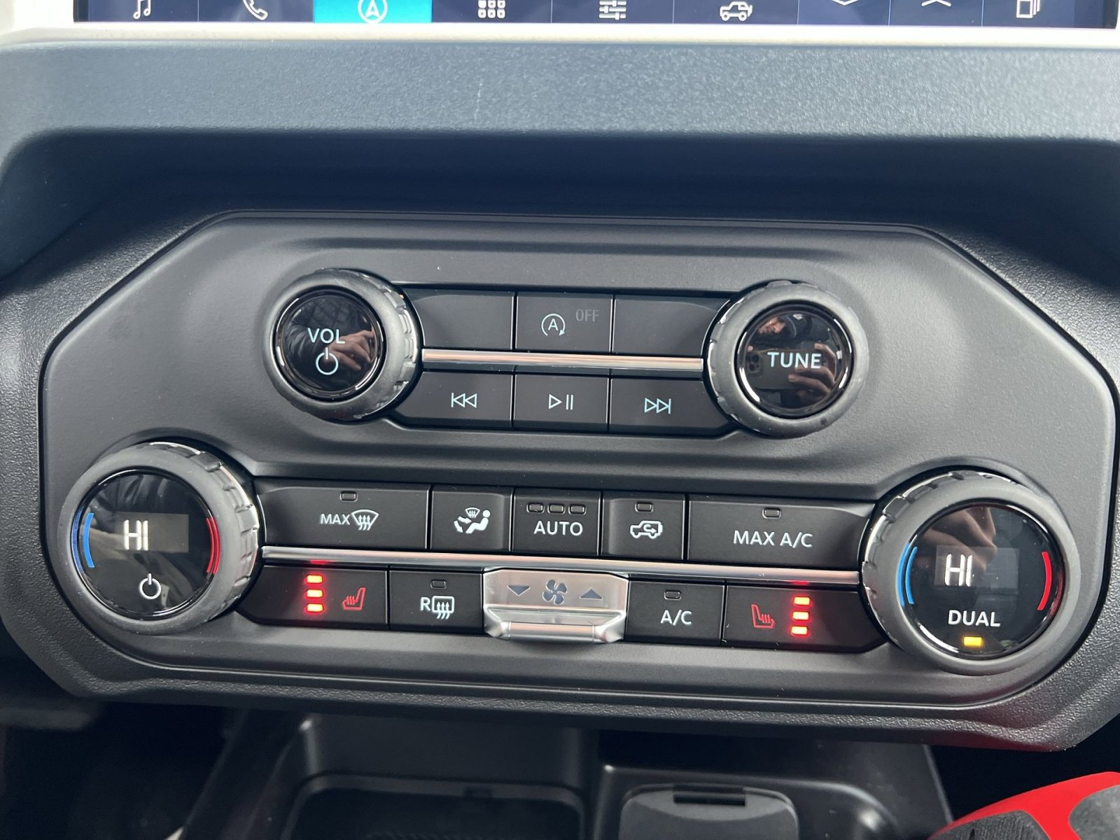 New 2026 Ford Bronco Heritage Edition image 21