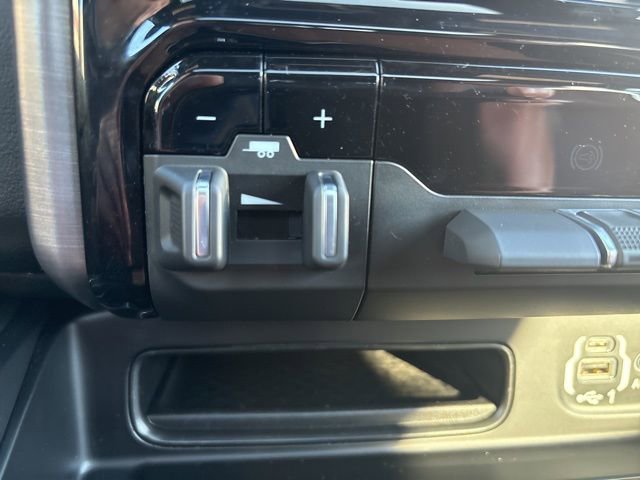 Used 2022 RAM 3500 Limited image 40