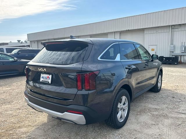 New 2026 Kia Sorento LX FWD image 9