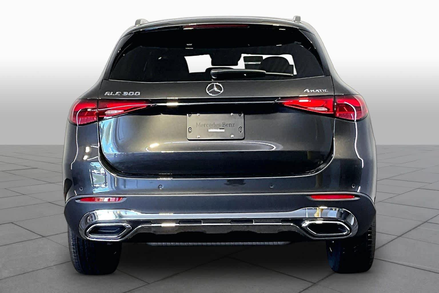 New 2027 Mercedes-Benz GLC 300 4MATIC image 4