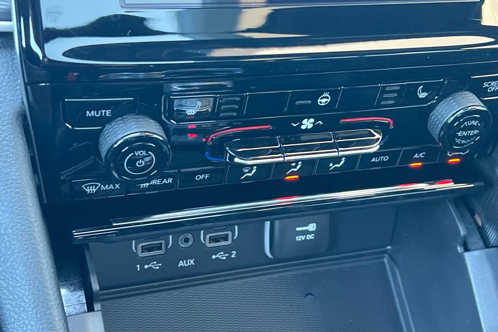 New 2026 Jeep Grand Cherokee Laredo X AWD/4WD image 19