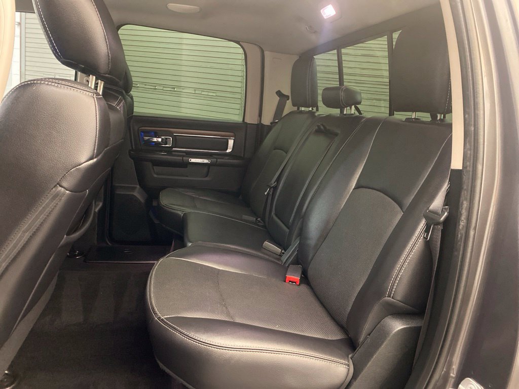 Used 2017 RAM 1500 Laramie AWD/4WD image 26