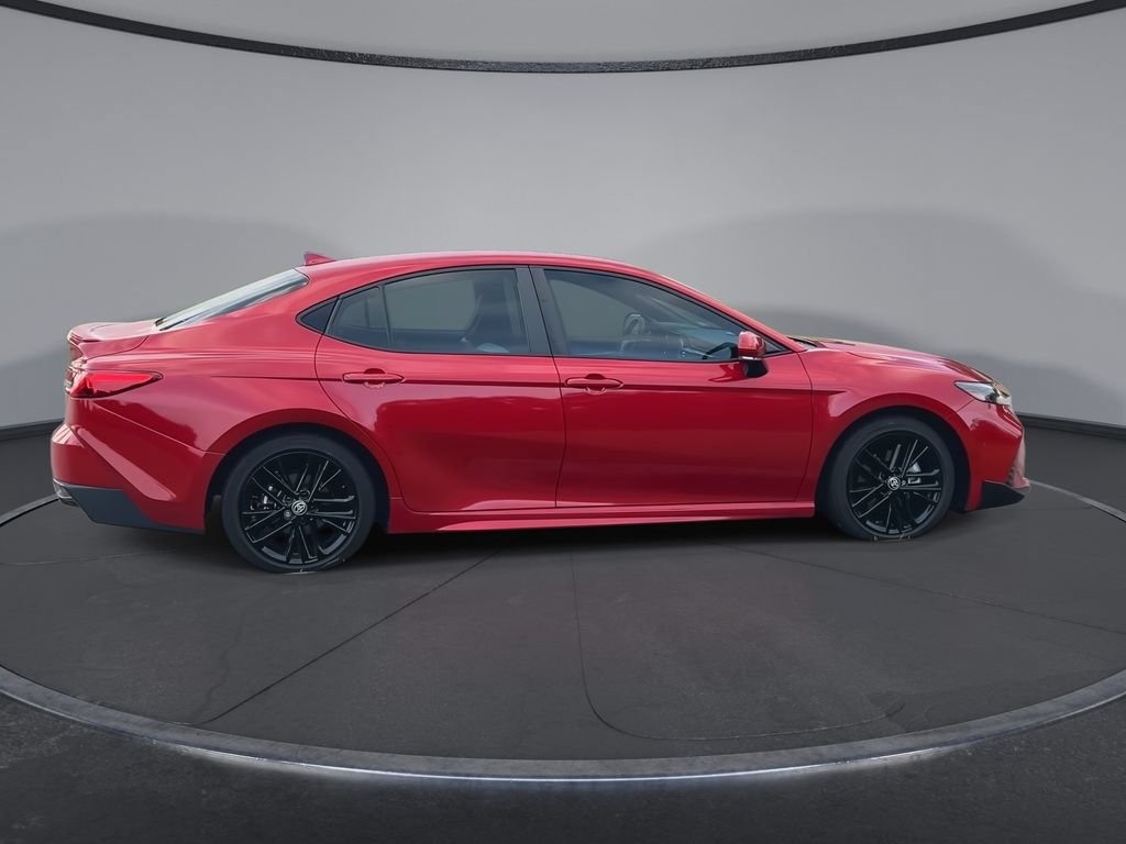 Used 2025 Toyota Camry SE w/ Convenience Package FWD image 9
