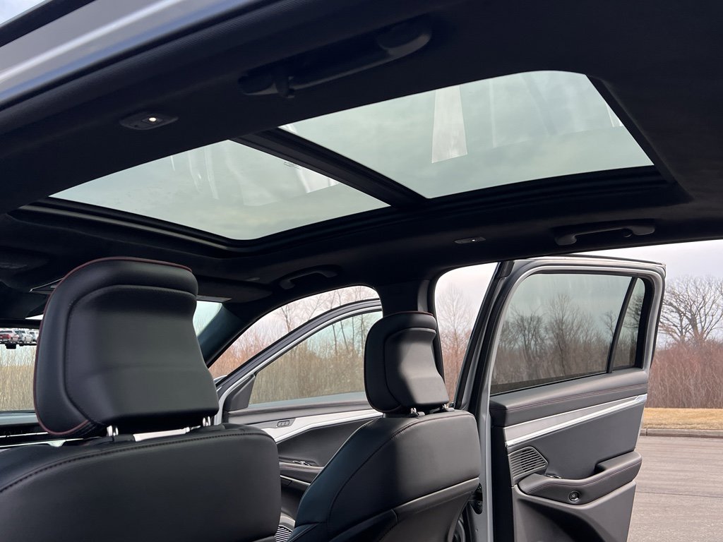 Used 2024 Jeep Wagoneer Launch Edition image 43