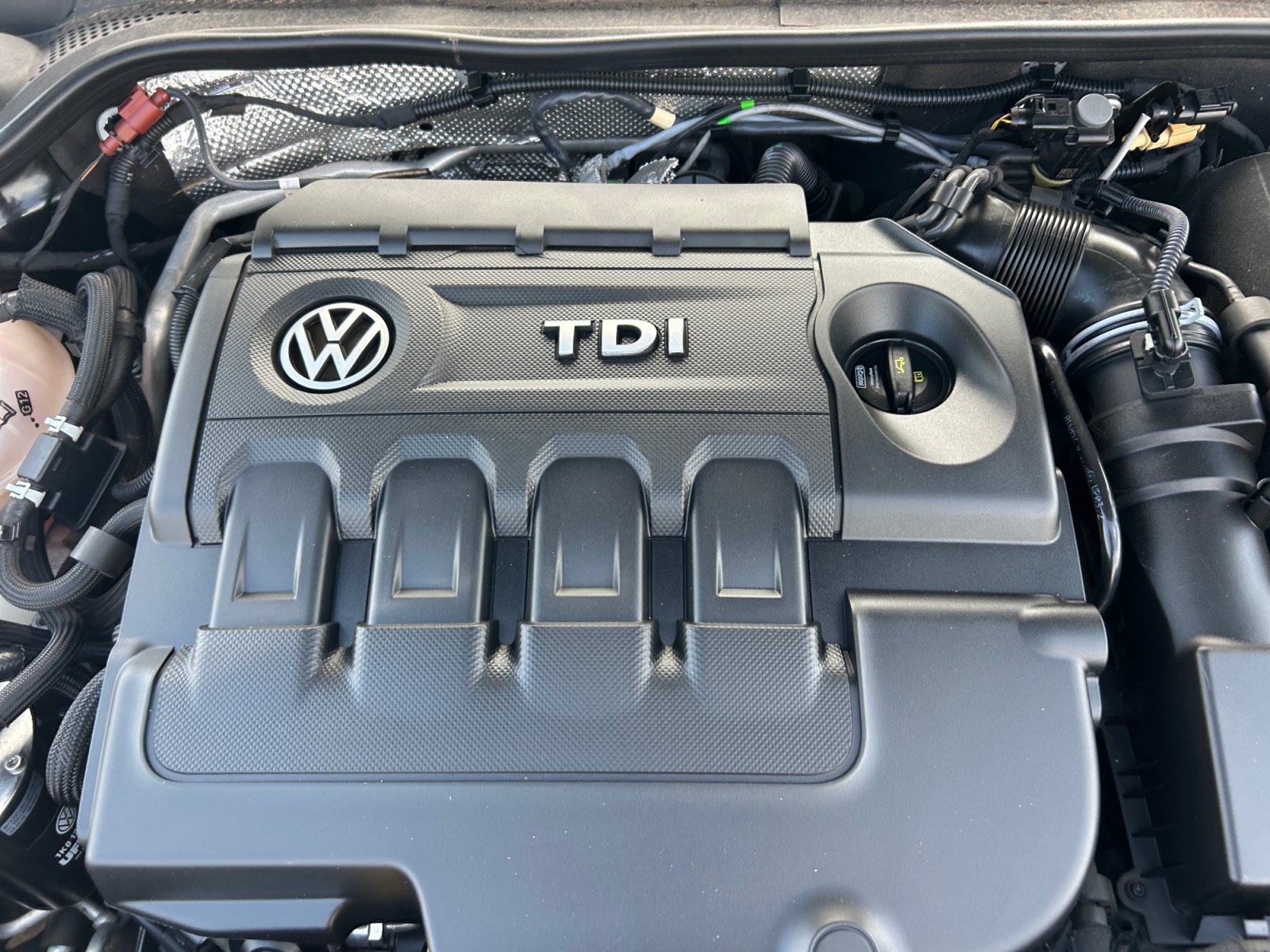 Used 2015 Volkswagen Jetta TDI SE FWD image 21