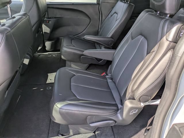 New 2026 Chrysler Pacifica Select w/ S Appearance Package FWD image 24