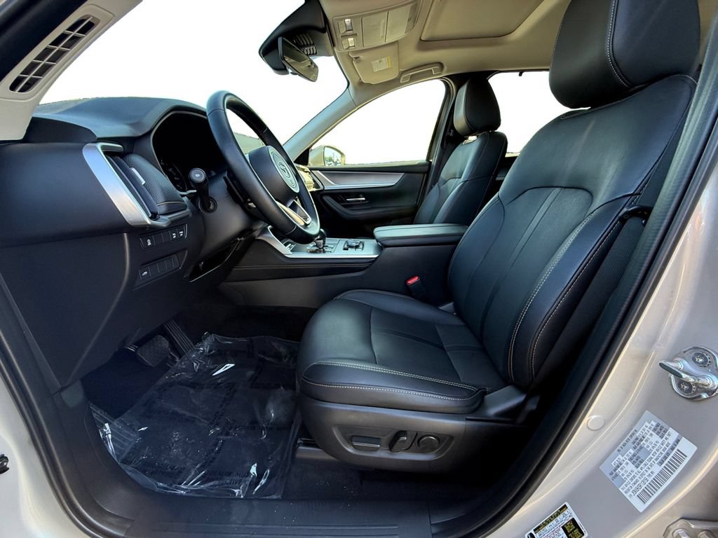 Used 2024 MAZDA CX-90 3.3 Turbo w/ Preferred Package AWD/4WD image 9