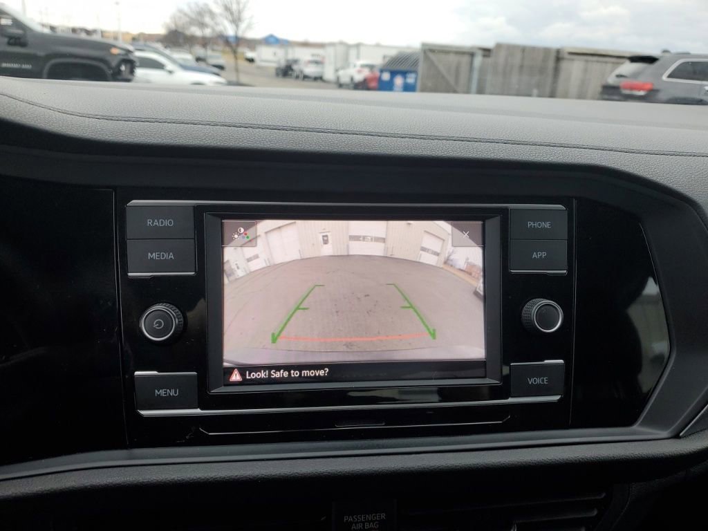 Used 2024 Volkswagen Jetta SE image 20