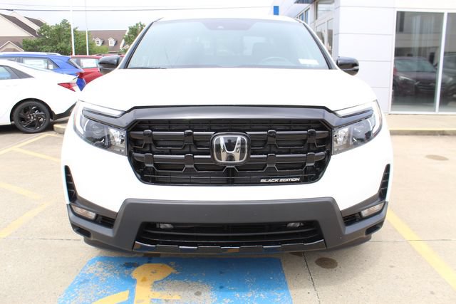 Used 2025 Honda Ridgeline Black Edition image 8